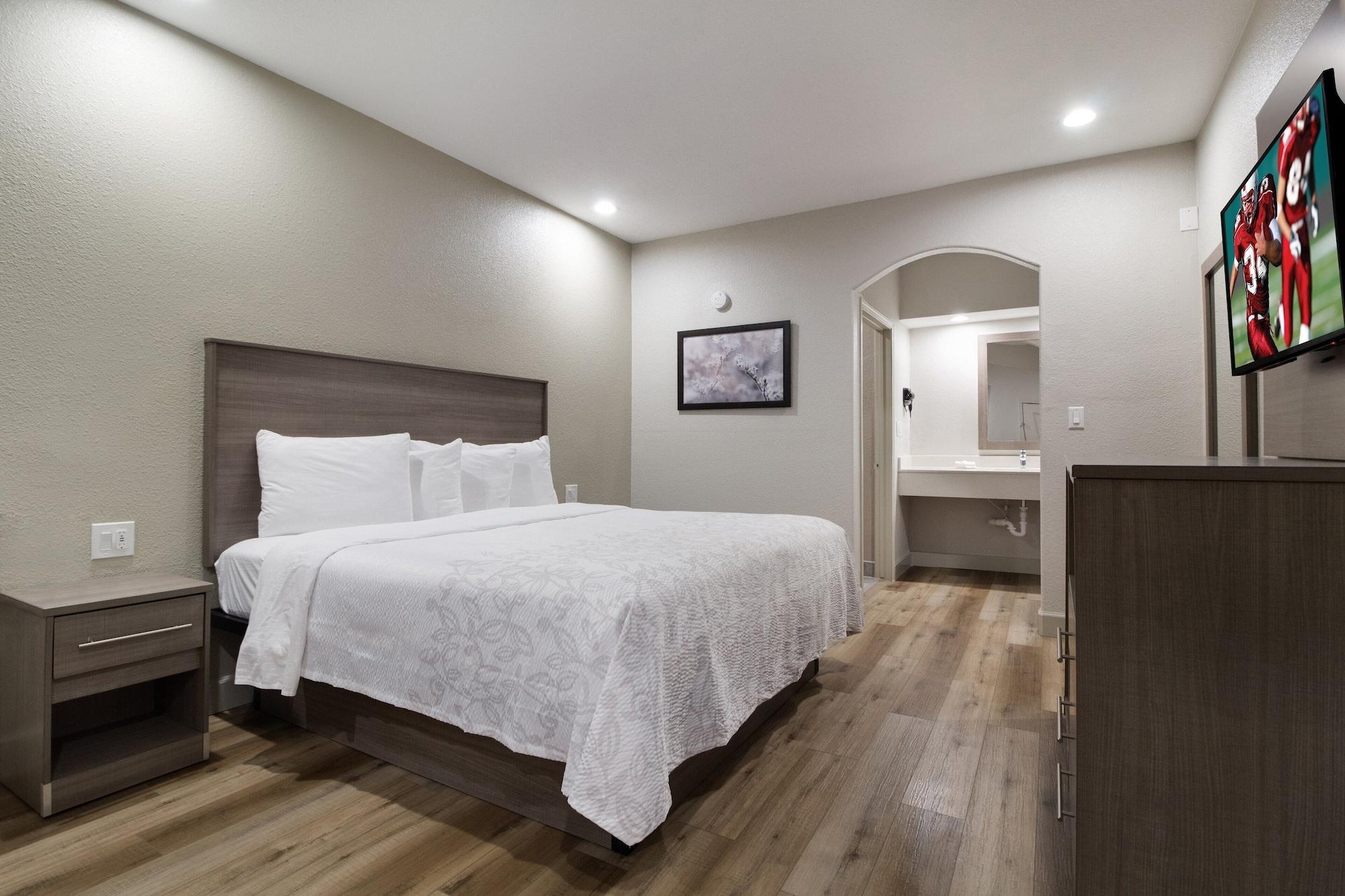 Red Roof Inn Plus + Galveston - Beachfront Ngoại thất bức ảnh