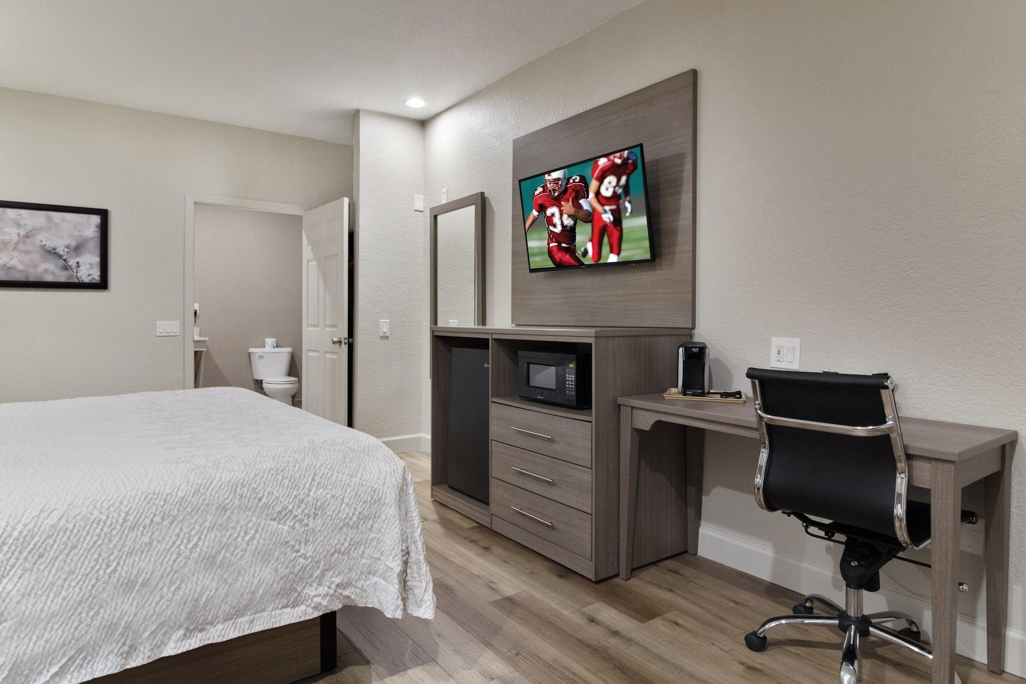 Red Roof Inn Plus + Galveston - Beachfront Ngoại thất bức ảnh