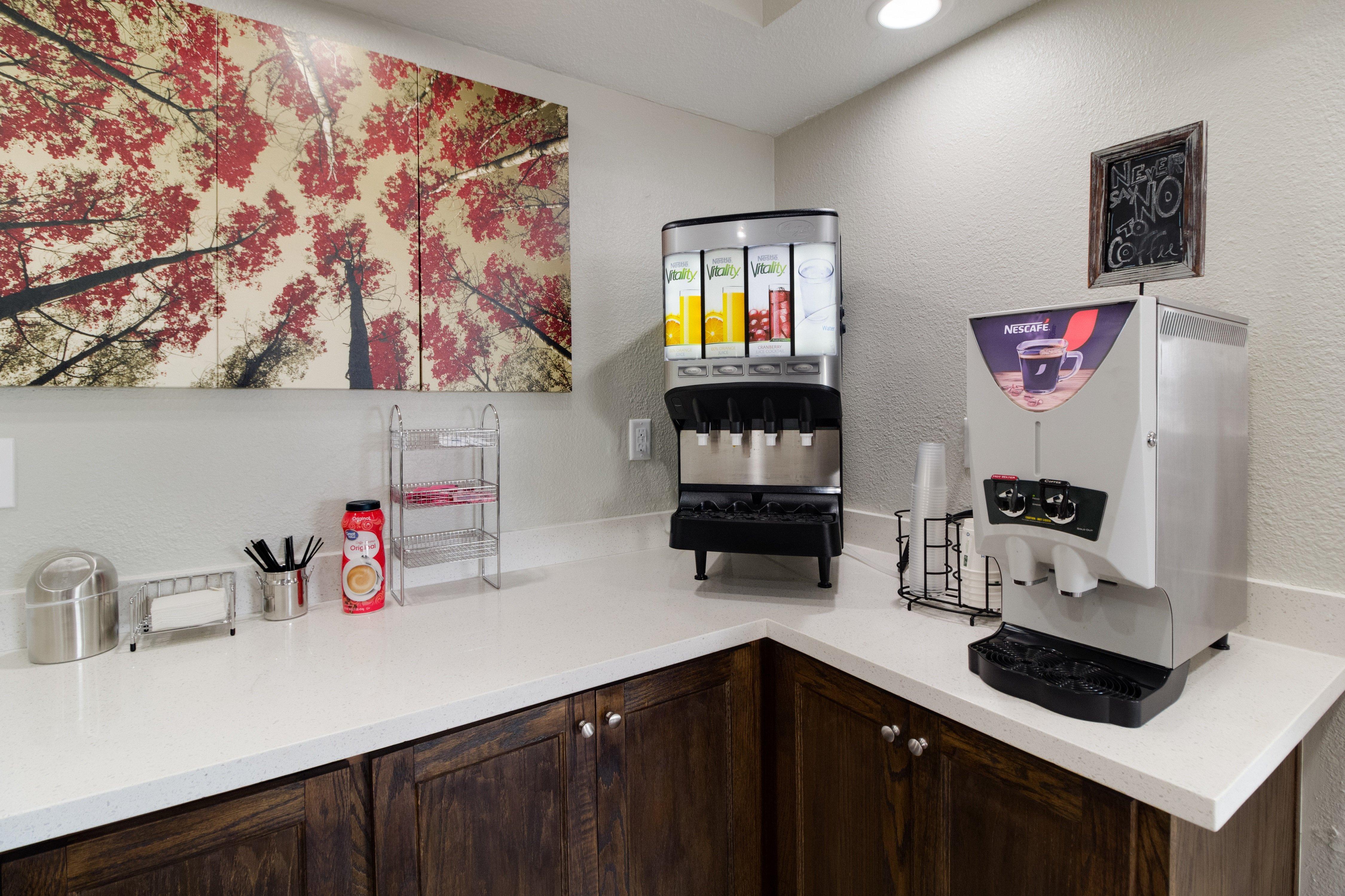 Red Roof Inn Plus + Galveston - Beachfront Ngoại thất bức ảnh