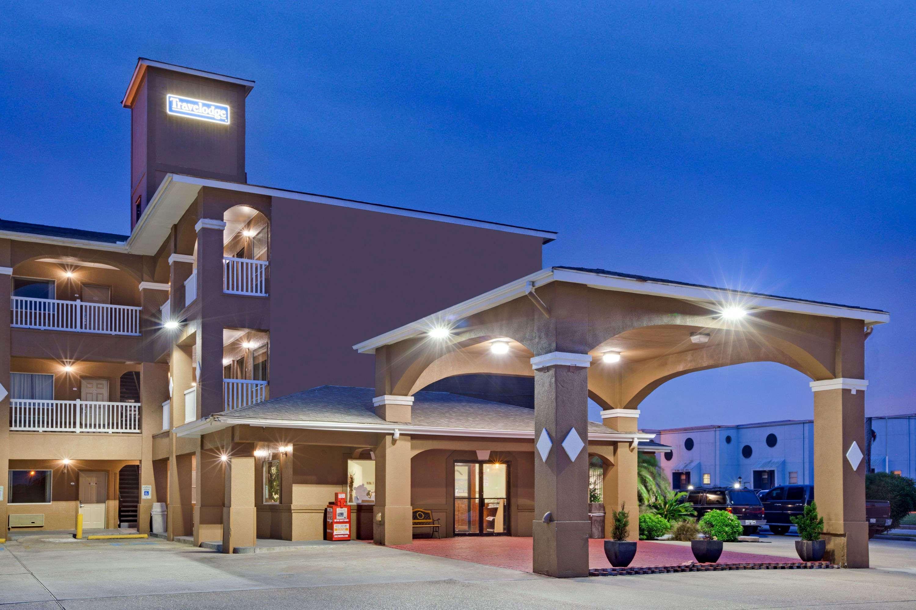 Red Roof Inn Plus + Galveston - Beachfront Ngoại thất bức ảnh