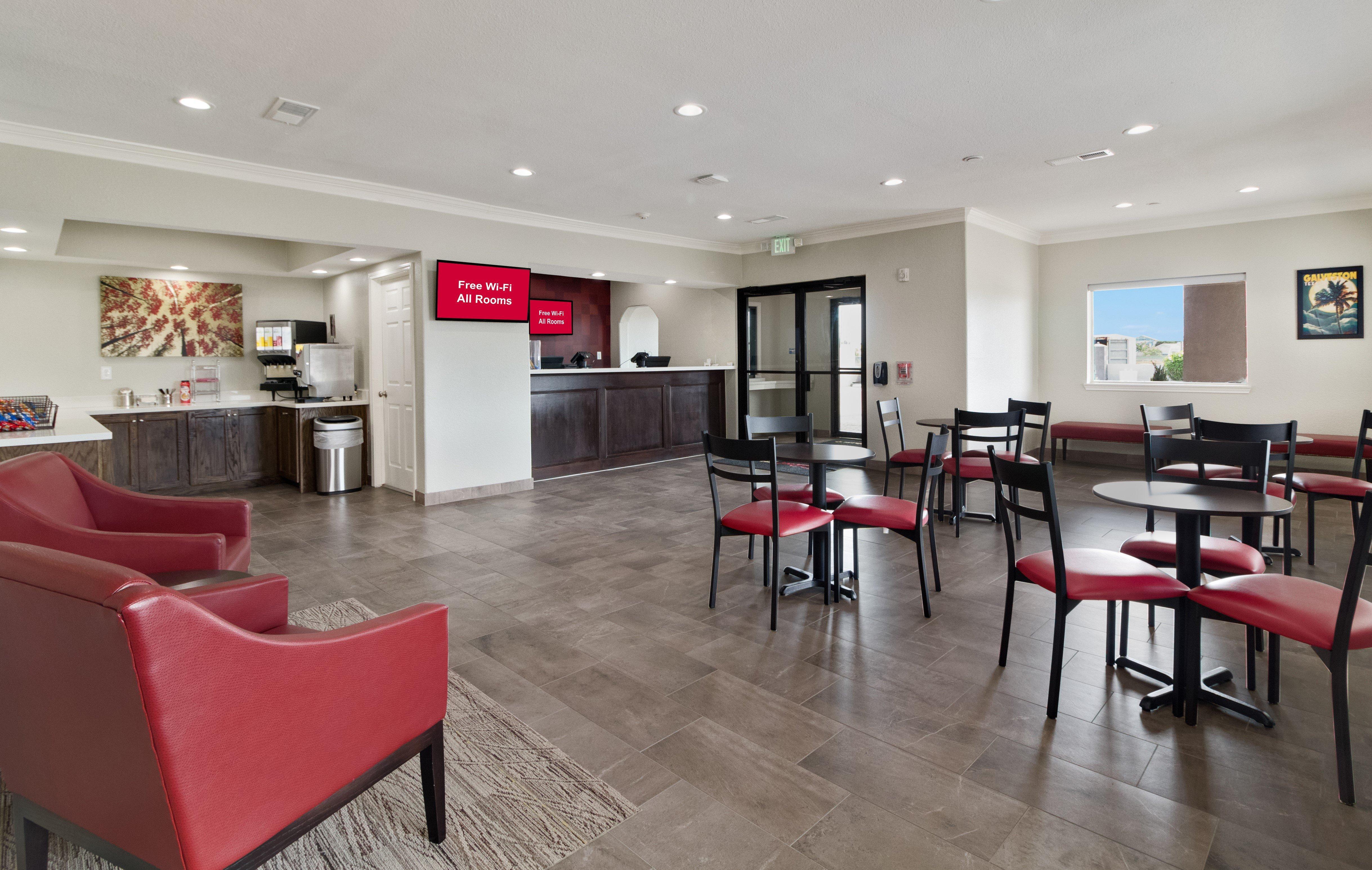 Red Roof Inn Plus + Galveston - Beachfront Ngoại thất bức ảnh