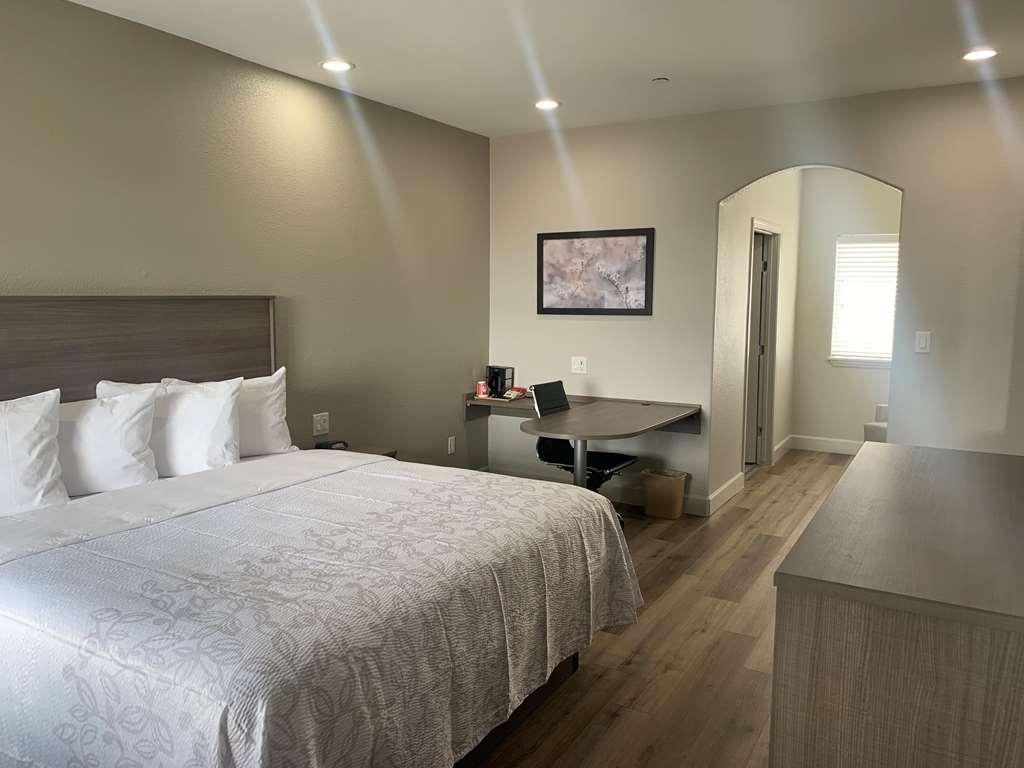 Red Roof Inn Plus + Galveston - Beachfront Phòng bức ảnh